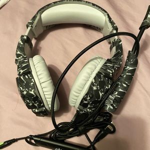 Xbox headset. Brand new
